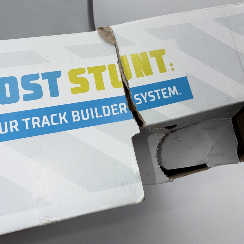 Hot Wheels Track Builder Unlimited Corkscrew Twist Kit Race Track 2022 Car Toy - Picture 6 of 8